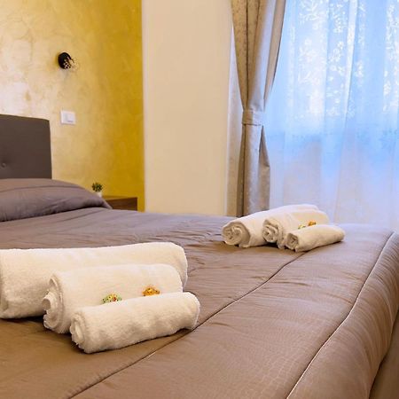 Butterfly B&B Ливорно Экстерьер фото